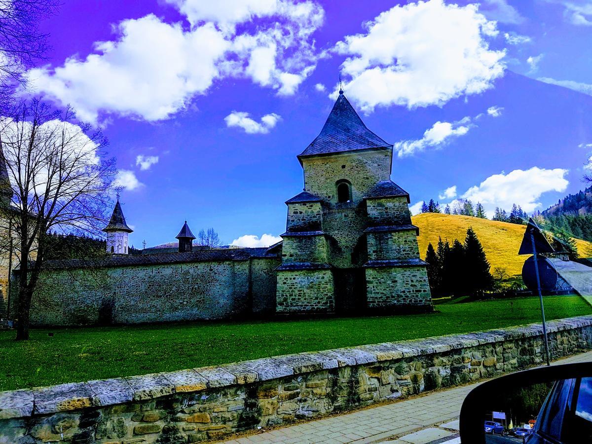 Casa Octavian Otel Sucevita Dış mekan fotoğraf